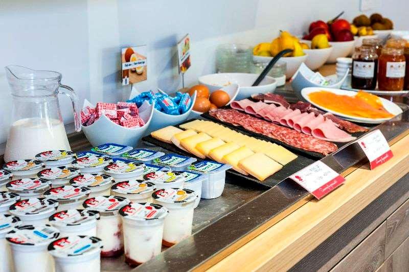科洛米耶图卢兹布里特酒店 - 滨海大道 餐厅 照片
